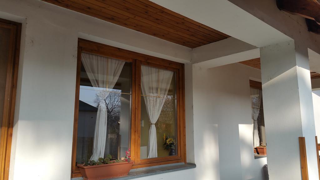 Élő Tisza Vendégház Nagykoru Exterior foto